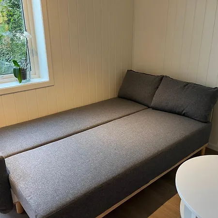 Liten,koselig Studieleilighet I Rolige Omgivelser *