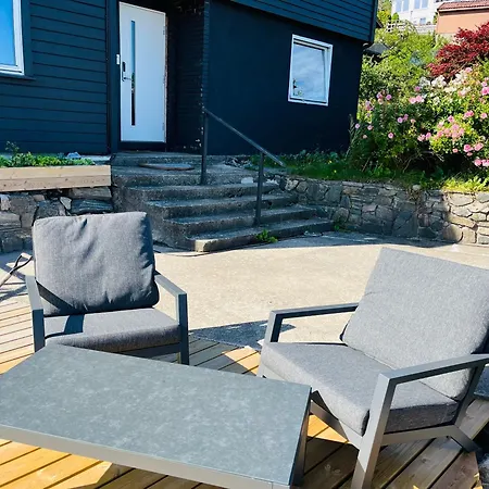 Liten,koselig Studieleilighet I Rolige Omgivelser Daire