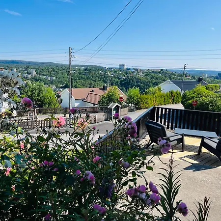 Liten,koselig Studieleilighet I Rolige Omgivelser Lägenhet Kristiansand