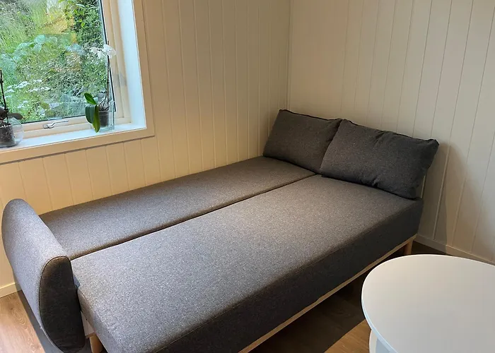 Liten,koselig Studieleilighet I Rolige Omgivelser *